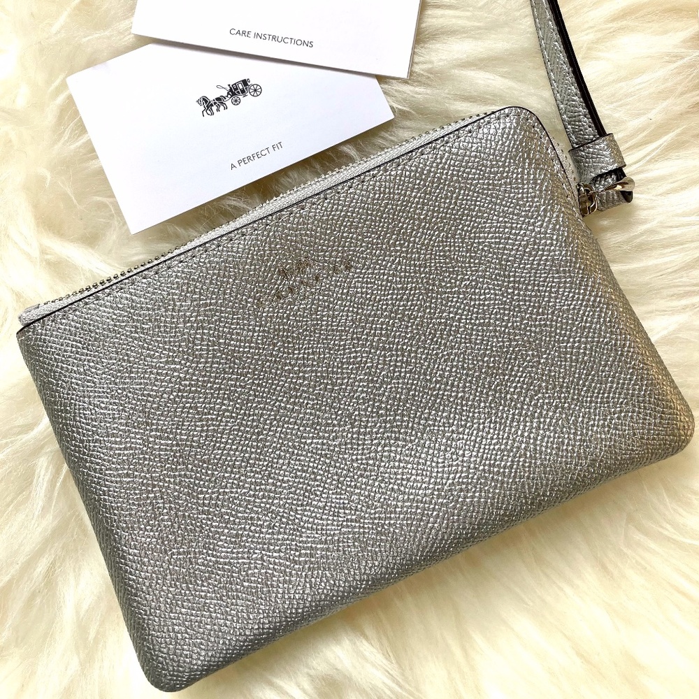Coach Silver Small Leather Corner ZIP Wristlet